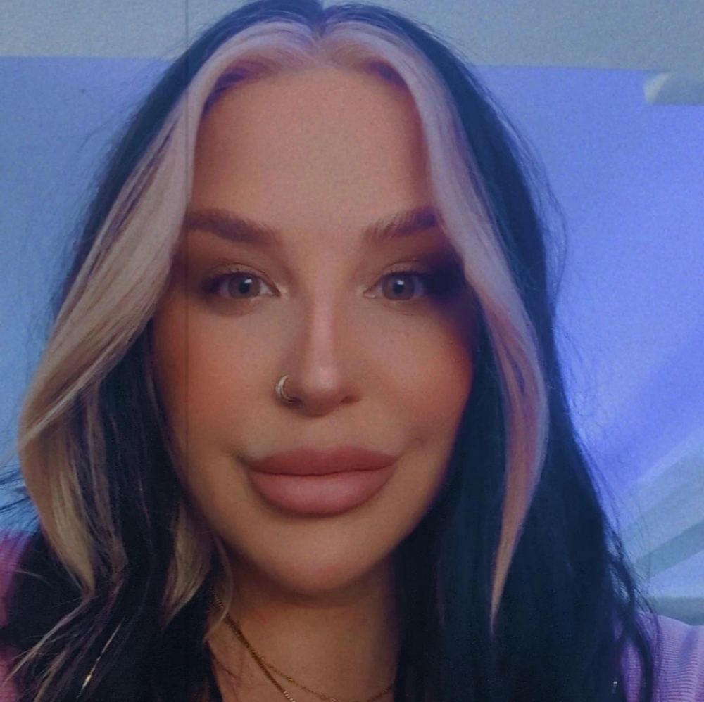 Meet your Posher, Katelyn